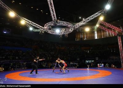 وزارت ورزش و جوانان :تیم کشتی پیشکسوتان بدون مجوز رفت و باید پاسخگو باشد