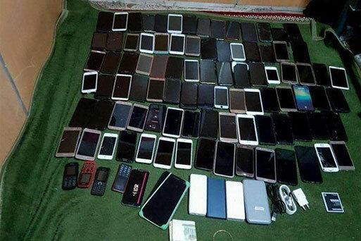 بازداشت زن دزد با 96 دستگاه موبایل زائران اربعین در هنگام ورود به کشور
