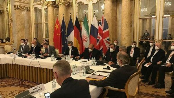 تور ارزان روسیه: تایید قانع کردن ایران به وسیله روسیه و چین برای کنار گذاشتن خواسته های حداکثری