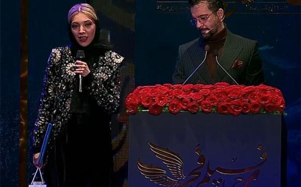 جایزه برترین نقش مکمل زن جشنواره فجر در دستان صدف اسپهبدی